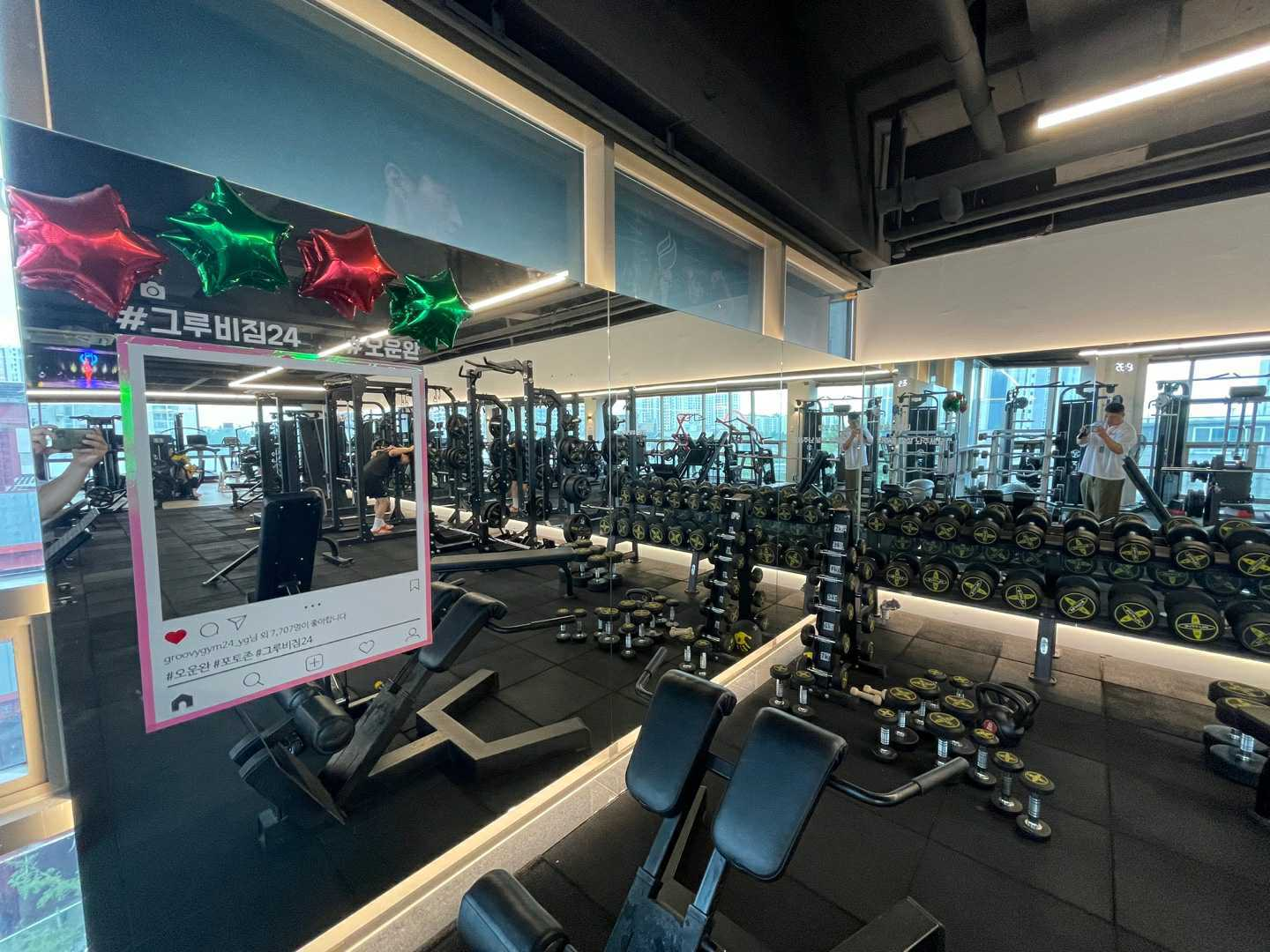 연중무휴 헬스장 모니터 tv 광고 (23).png
