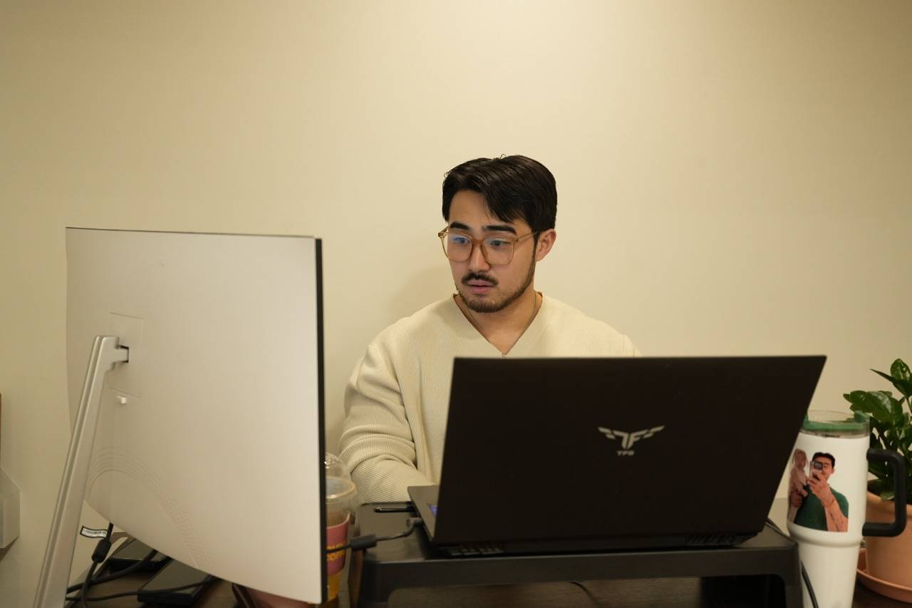 A7409822 크게.jpeg